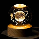 AstroLed - Luminária Elegante 3D com Suporte de Madeira